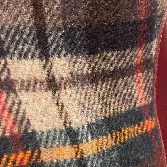 NWOT Fratelli Rosetti Burgundy Flannel Tassel Boots sz 40.5 - Picture 4 of 11